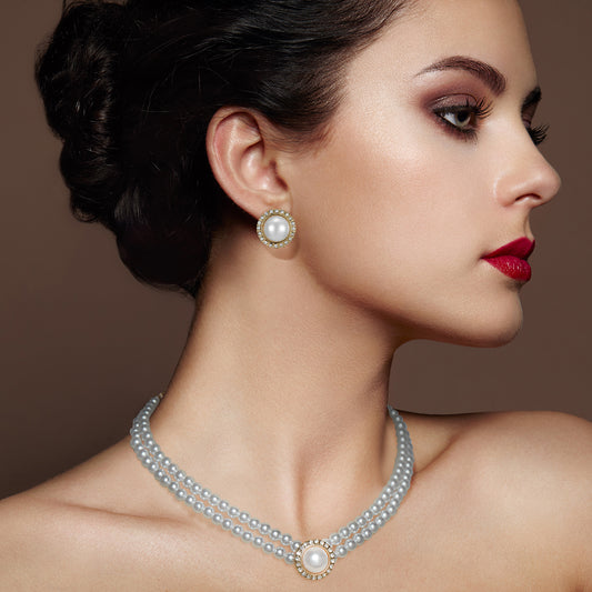 Radiant Jewels to Sparkle Your Christmas: Celebrate with Elegance