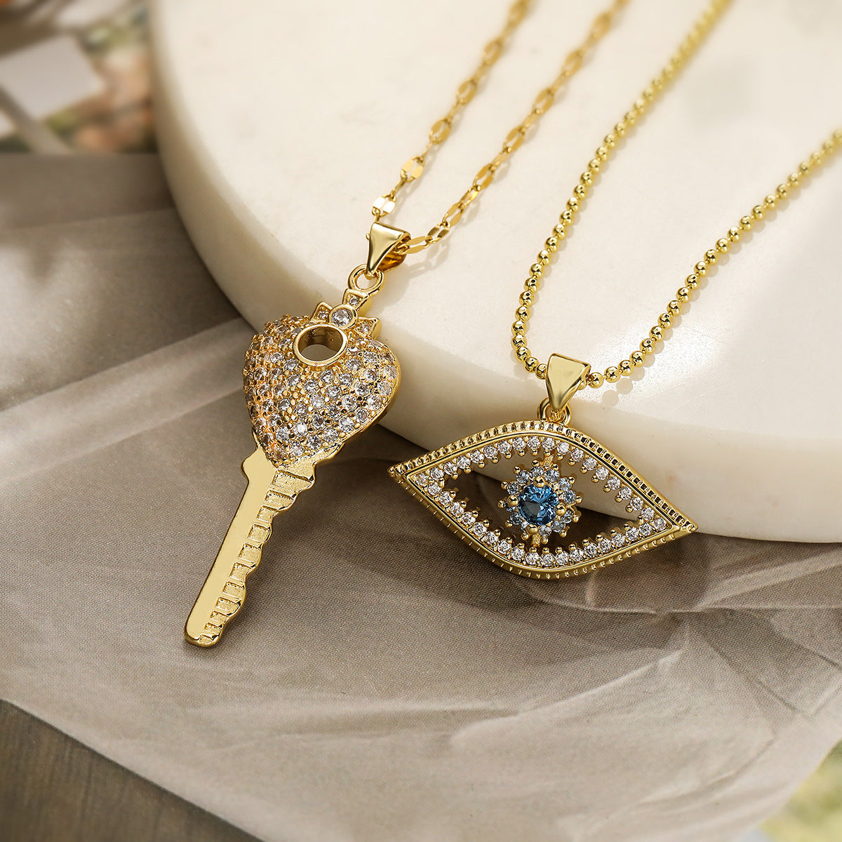 SISSLIA High Quality 2024 Trend 18k Gold Rhinestone Women Necklace Jewelry Pendant Crystal Necklace for Women