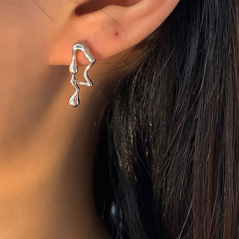 SIsslia s925 Silver Asymmetrical Lava Advanced Cool HipHop Earrings Niche Light Luxury Personality Earrings
