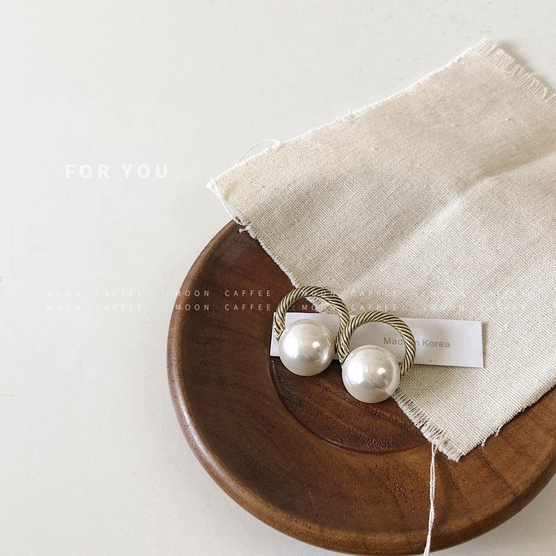 SIsslia S925 Silver Needle Round Large Pearl Retro Everything Temperament Personality Stud Earrings for Women