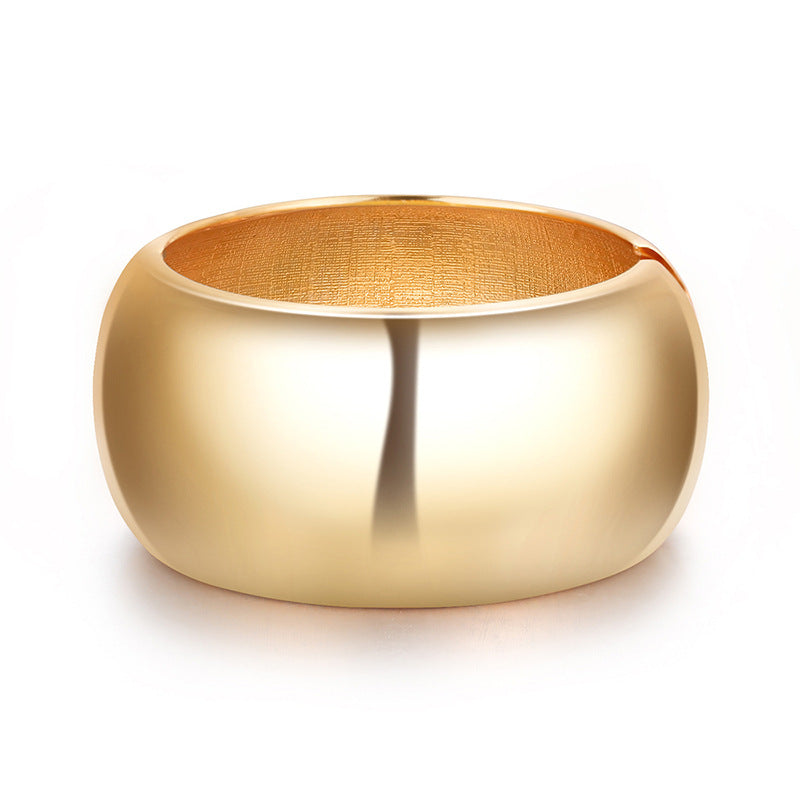 Sisslia Hot Sale Fashionable Jewelry Metal Cuff Bracelet Highly Finishing Solid Metal Design Bracelet For Women