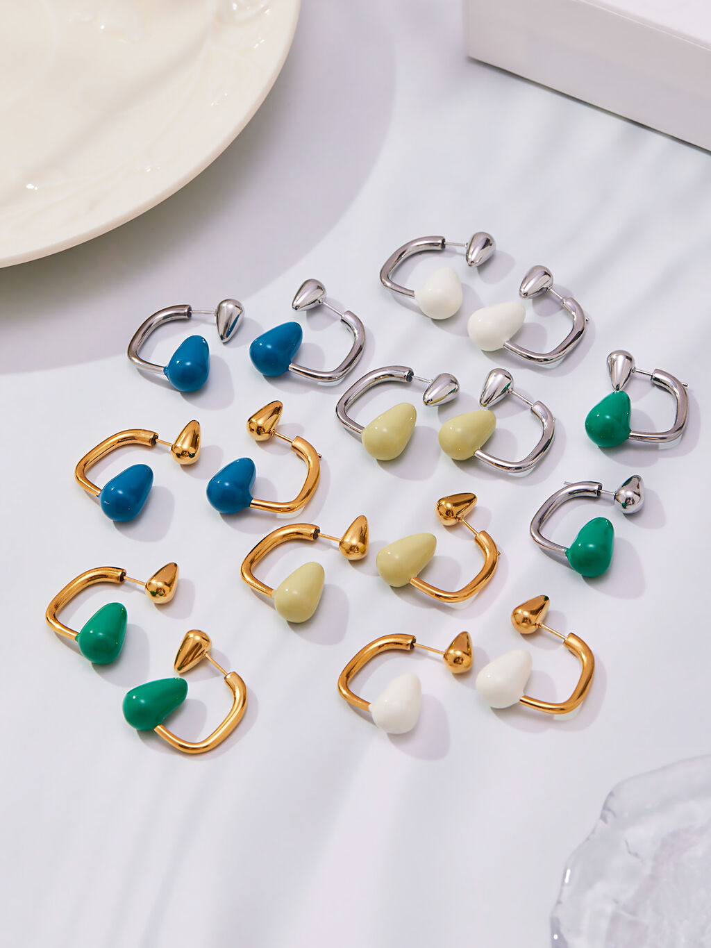 SISSLIA Minimalist Style Multi-Color Enamel Glaze Water Drop Earrings Plated 18K Gold Oil-Drip Personalized Versatile