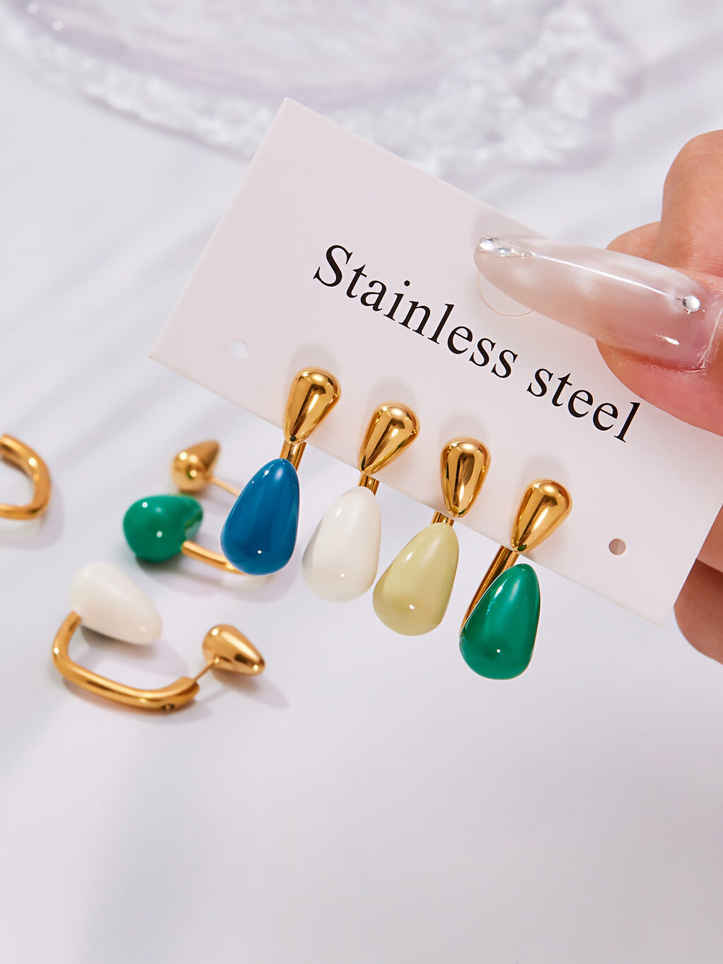 SISSLIA Minimalist Style Multi-Color Enamel Glaze Water Drop Earrings Plated 18K Gold Oil-Drip Personalized Versatile